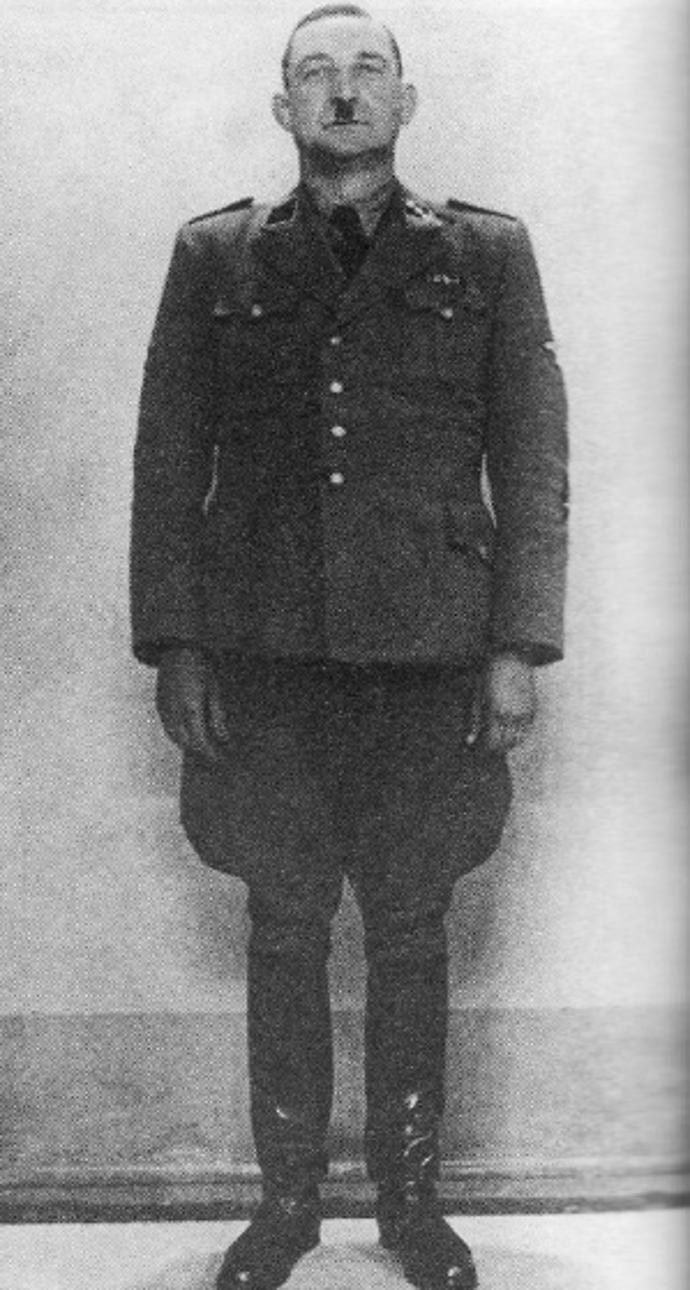 Heinrich Jöckel byl znám svým tvrdým a nesmlouvavým způsobem řízení věznice v Malé pevnosti.