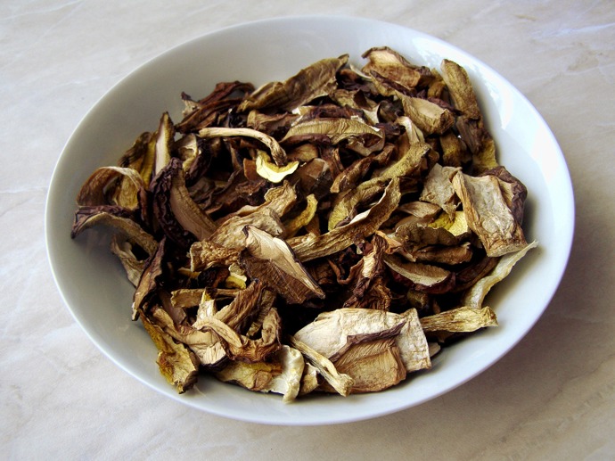 I sušené houby se musí tepelně upravovat