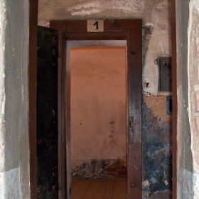 V této terezínské cele byl vězněn sarajevský atentátník.