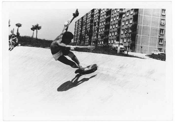 Život na ulici a volnost, to bylo v té době nemyslitelné, ale skejťáci to prostě uměli