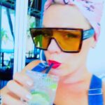 Debutovala v roce 2000, a to albem Can’t Take Me Home.