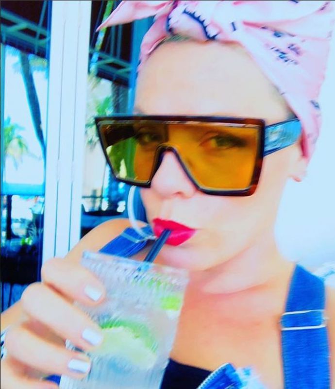 Debutovala v roce 2000, a to albem Can’t Take Me Home.