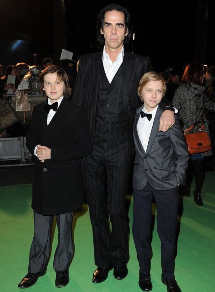 Nick Cave se svými syny.