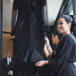 „Černá je klasika. Vypadá skvěle prostě na každém. Je výrazná, je sexy, je troufalá."