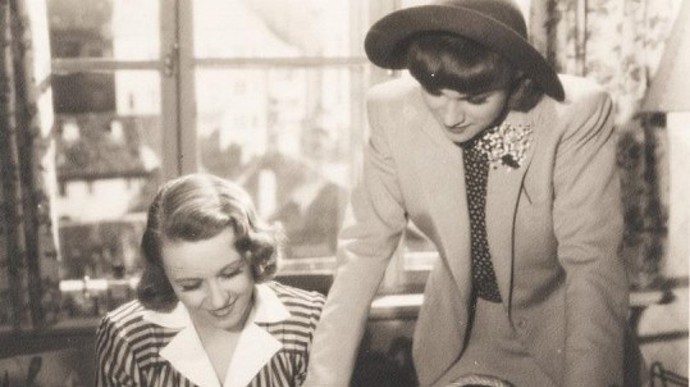 Adina Mandlová a Nataša Gollová byly hvězdy, jejichž stylem se inspirovaly davy paniček.