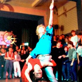 Kdo to na parketu nejvíc rozjede, bude mít vstup na další diskotéku zdarma.