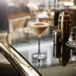 Díky Baileys Shakerato si osladíte den.