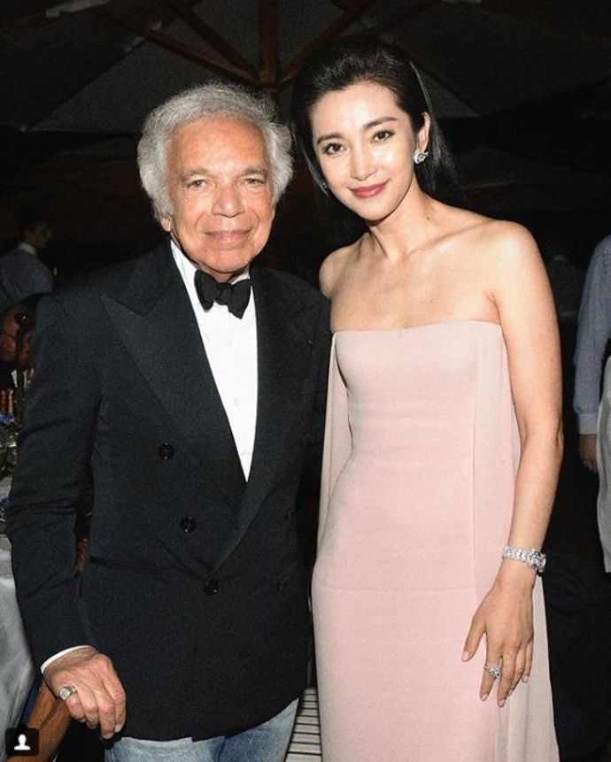 Jeho značka se řadí mezi nejluxusnější.