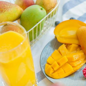 Mangové smoothie působí jako energy drink