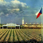 Spartakiády se účastnily tisíce cvičenců.