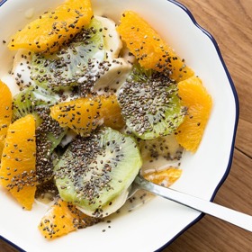 Obsažené antioxidanty mají pozitivní účinky na zdraví. Bojují proti produkci volných radikálů, které mohou poškodit molekuly v buňkách.  