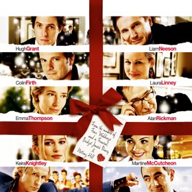 Kdo by nemiloval vánoční film Láska nebeská. Tato romantická komedie měla premiéru v roce 2003 a od těch dob je na konci prosince stálicí svátků.