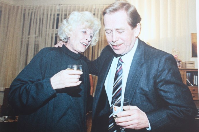 Jeho první manželka Olga byla svému manželovi oporou v časech dobrých i zlých.