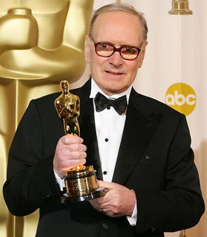 Za hudbu k filmům získal Oscara.