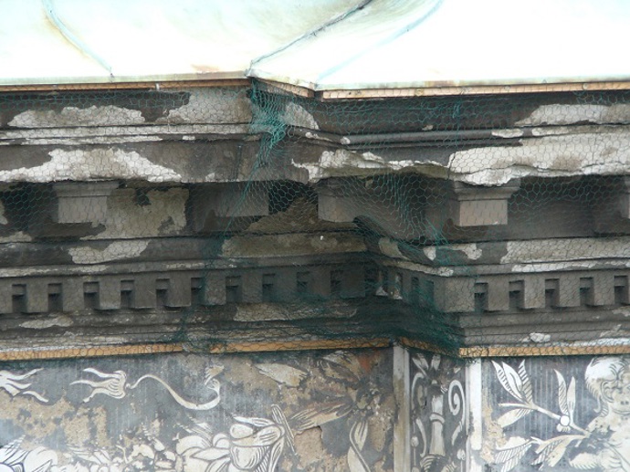 Stav budovy byl katastrofální.