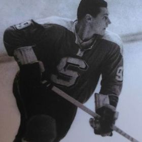 Jeho tatínek nevěděl o tom, že se přihlásil do Kolína, a dozvěděl se o tom až tak, že mu někdo řekl, že nějaký Havel dal šest gólů.