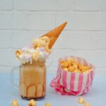 Popcorn se objevuje i ve sladké chuťové variantě (např. karamelový).