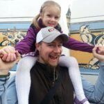 Manžel s dcerou fandí mamince.