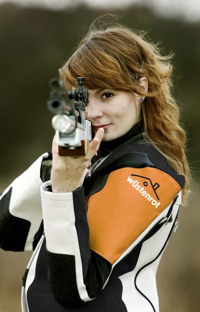 Kateřina Kůrková se narodila 17. listopadu 1983 v Plzni.