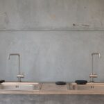 Prasklé trubky, hadičky nebo ucpaná umyvadla - to je standard