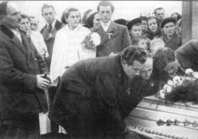 Pohřeb Jana Opletala.