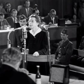 Politický proces byl plný lží a nenávisti.