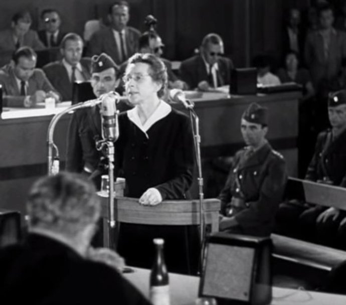 Politický proces byl plný lží a nenávisti.