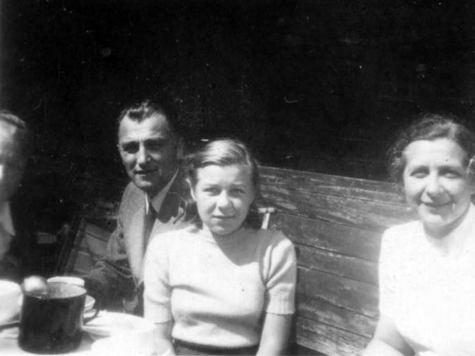 Milada s dcerou Janou a manželem.