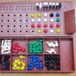 Na téhle logické hře bylo snadné se zaseknout na hodiny