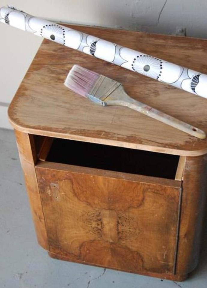 Pokud nechcete natírat, můžete použít tapetu