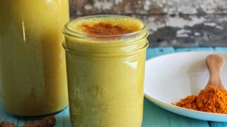 Mléko s kurkumou má antioxidační účinky