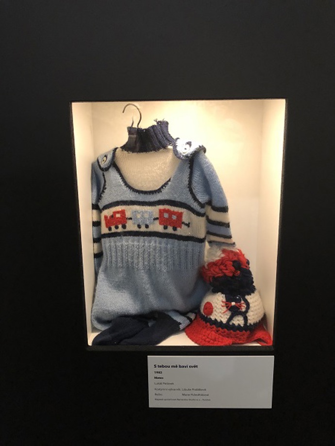 V tomto pleteném úboru jste mohli vidět malého Matýska