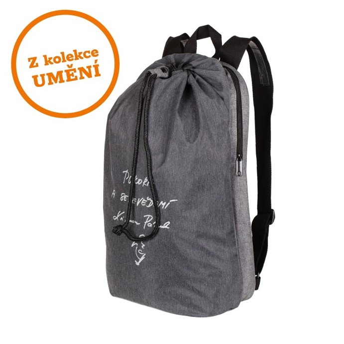 Batoh od Šimona Pánka. Koupí tohoto dárku přispějete na program ČESKÁ REPUBLIKA v rámci sbírky Skutečná pomoc.