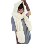 Šála, čepice a rukavice v jednom