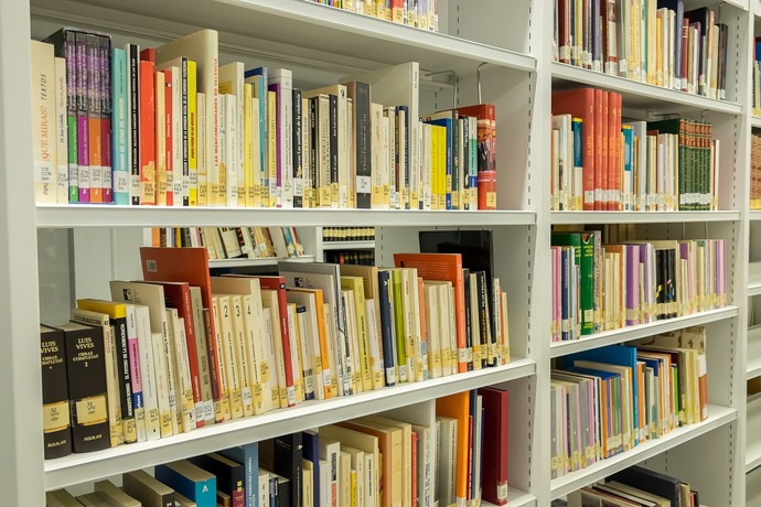 Knihy jsou pro děti důležité.