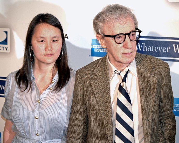 Woody Allen s manželkou Soon-Yi Previn. Vzali se v roce 1997.