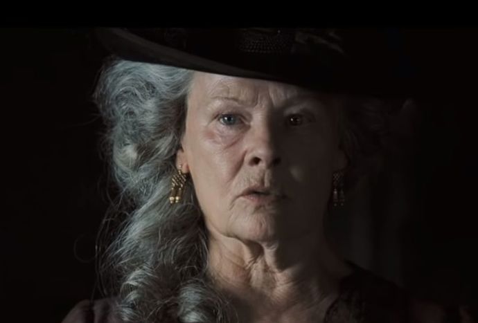 Její hrdinky jsou kromě toho silnými autoritami. (Pýcha a předsudek)