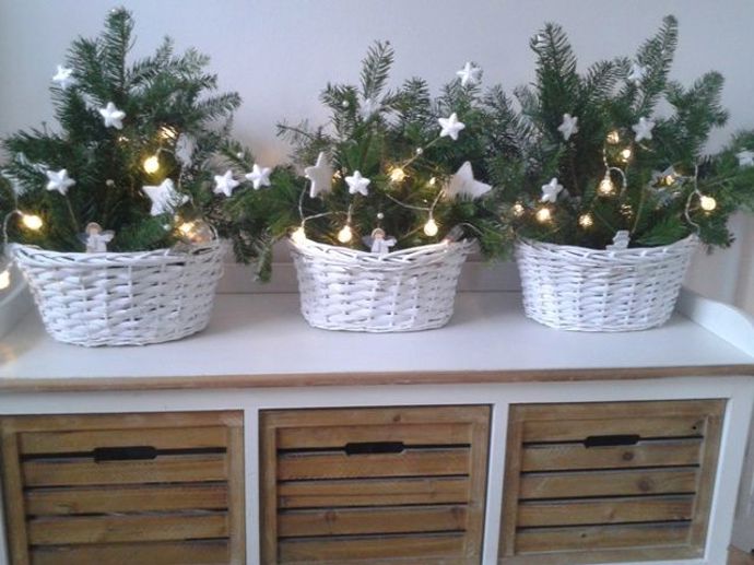 Košíky s větvičkami ozdobí váš byt