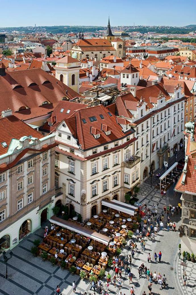 Restaurace Terasa U Prince je v samém srdci Prahy na Staroměstském náměstí.