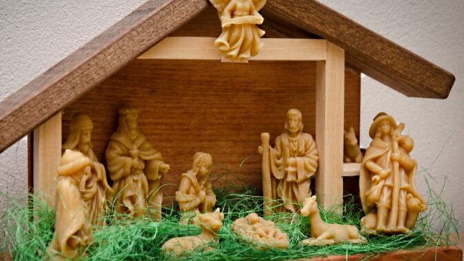 Vyrobte si krásný betlém z vosku