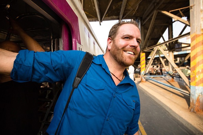 Josh Gates řeší různé záhady