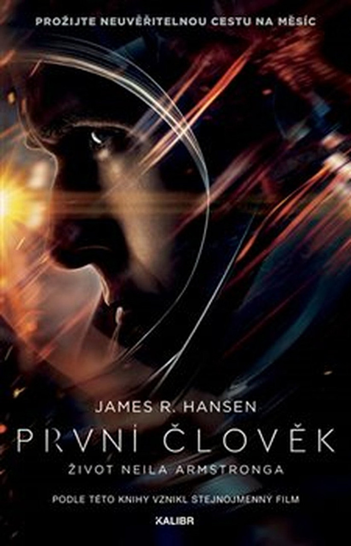 Kniha přibližuje životní příběh Neila Armstronga (1930-2012), prvního muže na Měsíci.