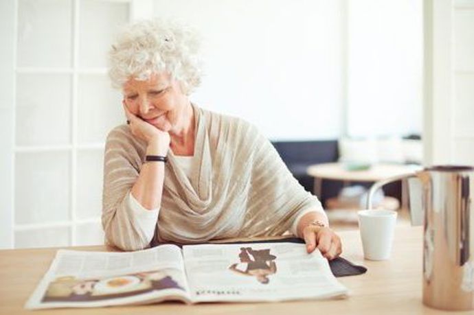 Udělejte prarodičům radost a pod stromeček jim nadělte zajímavé čtení.