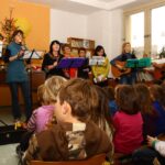 Děti Vánoce a koledy milují.