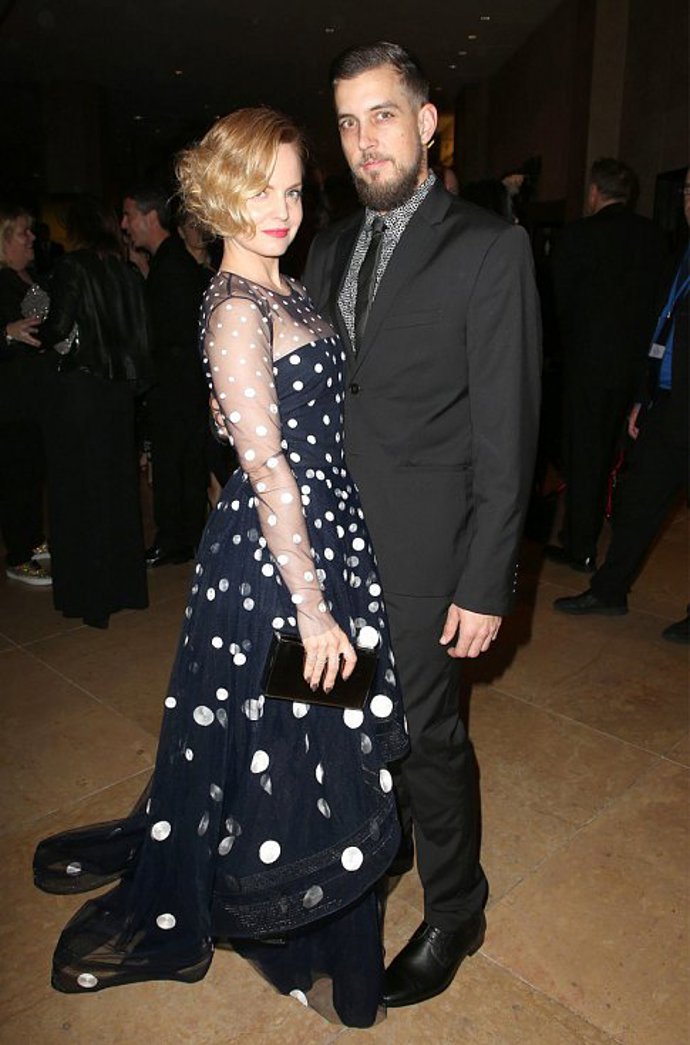 Dvakrát rozvedená herečka Mena Suvari snad konečně najde štěstí.