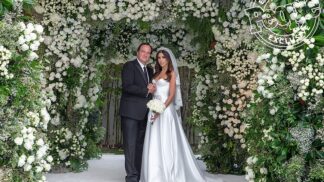 Známý režisér Quentin Tarantino (55) se poprvé oženil. Jeho vyvolenou se stala krásná izraelská zpěvačka Daniella Pick (35), pár spolu chodil dva roky.