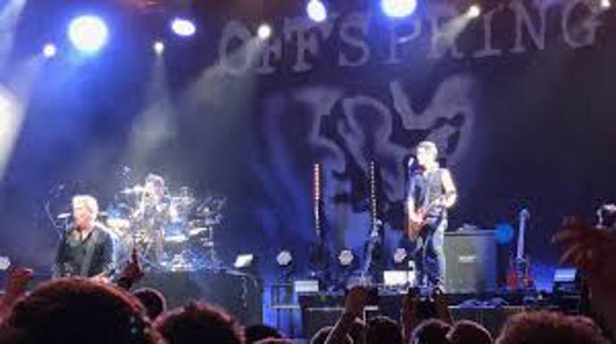 Nenechte si ujít jejich vystoupení na oslavu čtvrt století festivalu Rock for People.