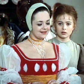 Nevlastní sestra Dorinka.