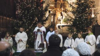 Tradice půlnočních není jen pro křesťany