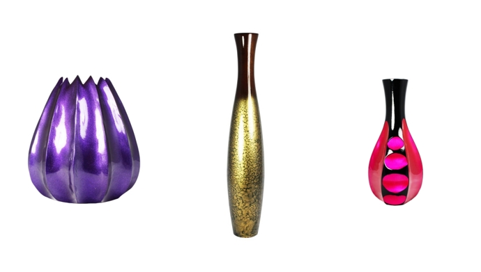 3. Pro milovnice květin: váza, co ladí s oblíbenou květinou. Kvalitní a originální kousek potěší každou ženu. A až květina zvadne, poslouží vázička jako nádherný bytový doplněk. Ty na obrázku seženete na stránkách Homelove.cz.